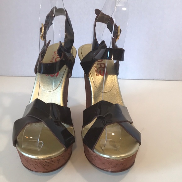 Michael Kors Brown Patent Leather Wedges Size 7 - Picture 2 of 8
